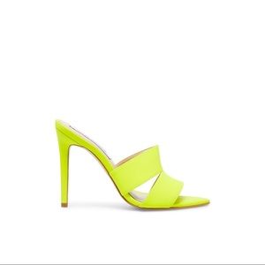 NIB Steve Madden “Amina” Pointed Heels Size 6.5